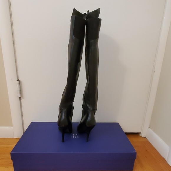 Stuart Weitzman black leather knee high boots - 7 - Picture 4 of 8